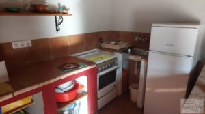 Finca de regadío en Caseras con casa y masía tradicional. para vender con huerto