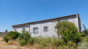 Casa de campo en Caspe. para vender con chimenea por 120.000€