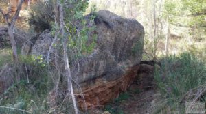 Se vende Finca en Fórnoles de 9,2 hectáreas con casa de piedra con olivos por 70.000€