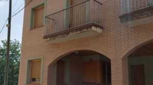 Se vende Vivienda adosada en Castelseras, cerca de Alcañiz. con lugar tranquilo con bonitas vistas por 160.000€